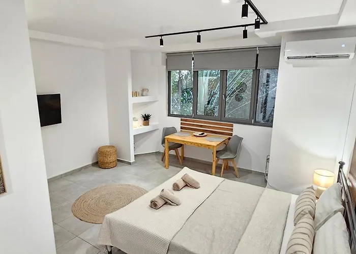 Spiti Center Apartman *